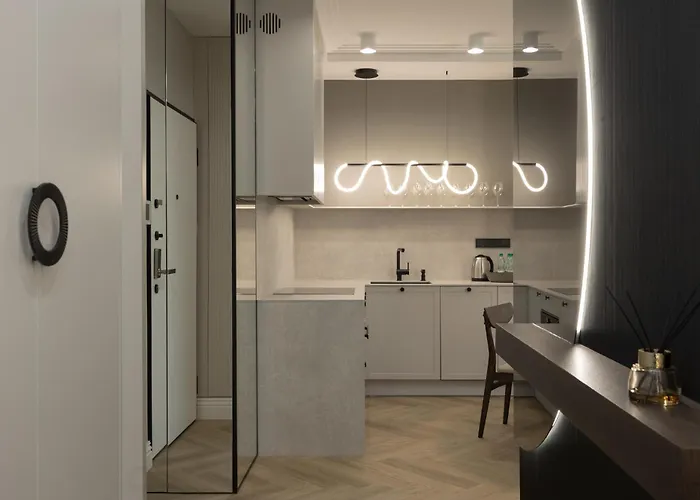 Grzybowska Deluxe #56 By Bookinghost Apartment