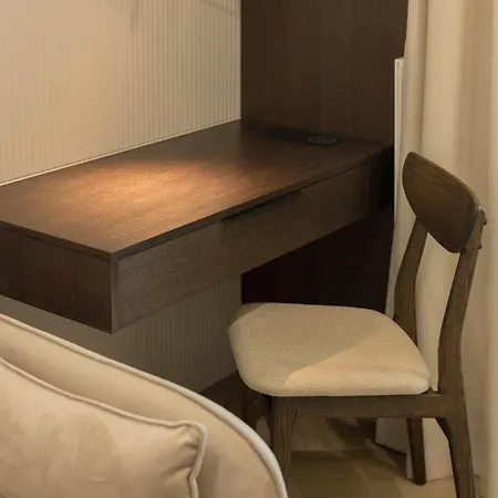 Grzybowska Deluxe #56 By Bookinghost *