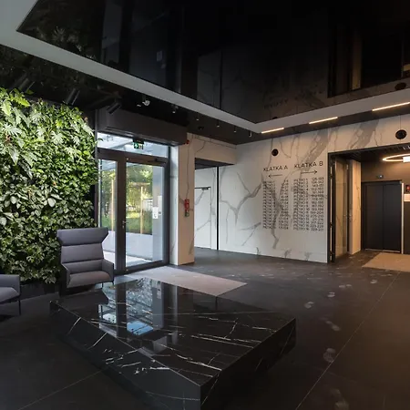 Grzybowska Deluxe #56 By Bookinghost وارسو